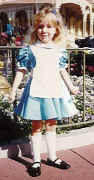 DressUp1.JPG (20053 bytes)